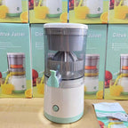 Portable Citrus Squeezer & Presser – Manual Lemon & Orange Juice Extractor